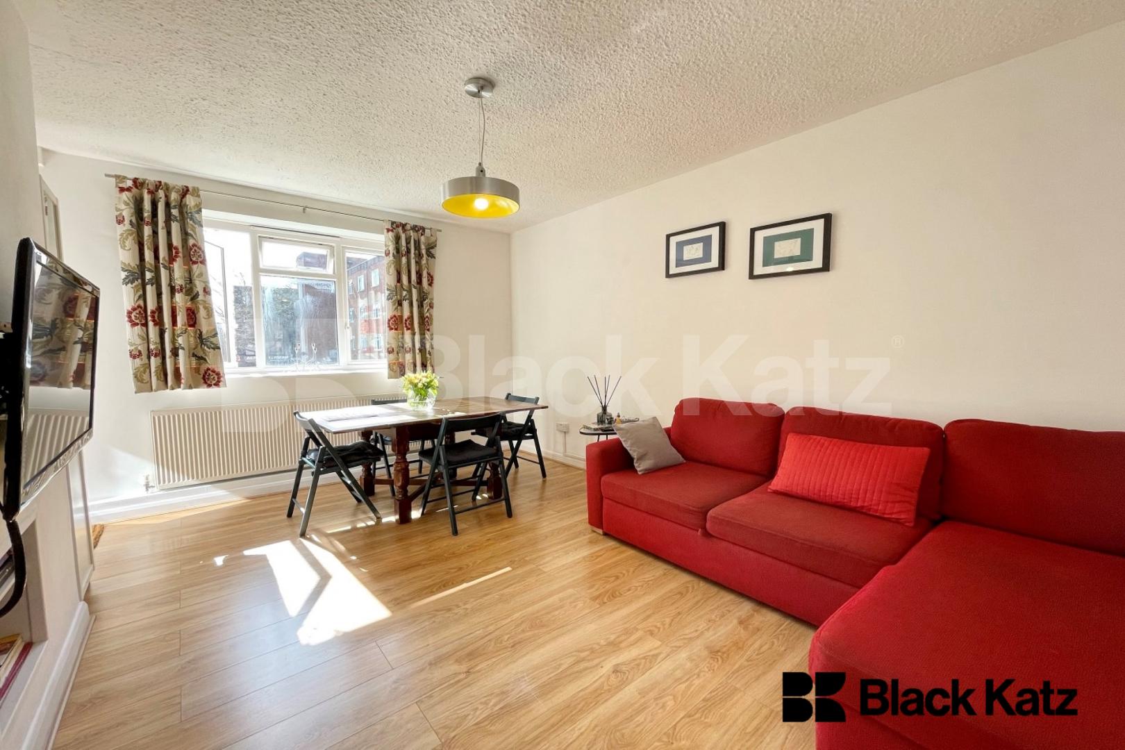 			Under Offer, 3 Bedroom, 1 bath, 1 reception Apartment			 Enid Street, Bermondsey